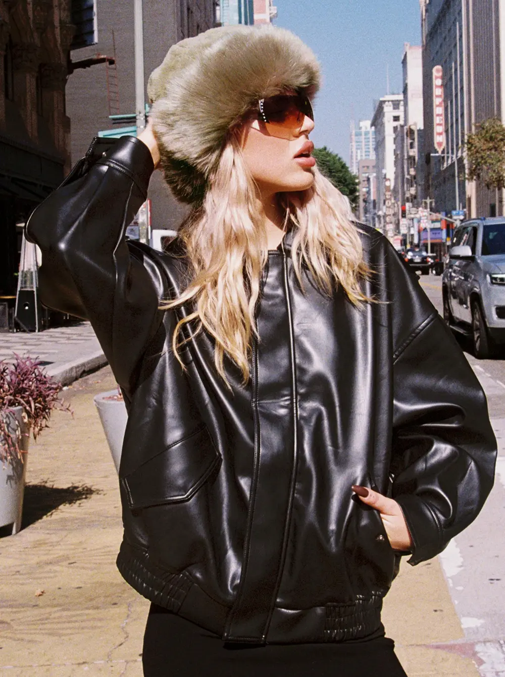 Kenny Bomber Jet Black