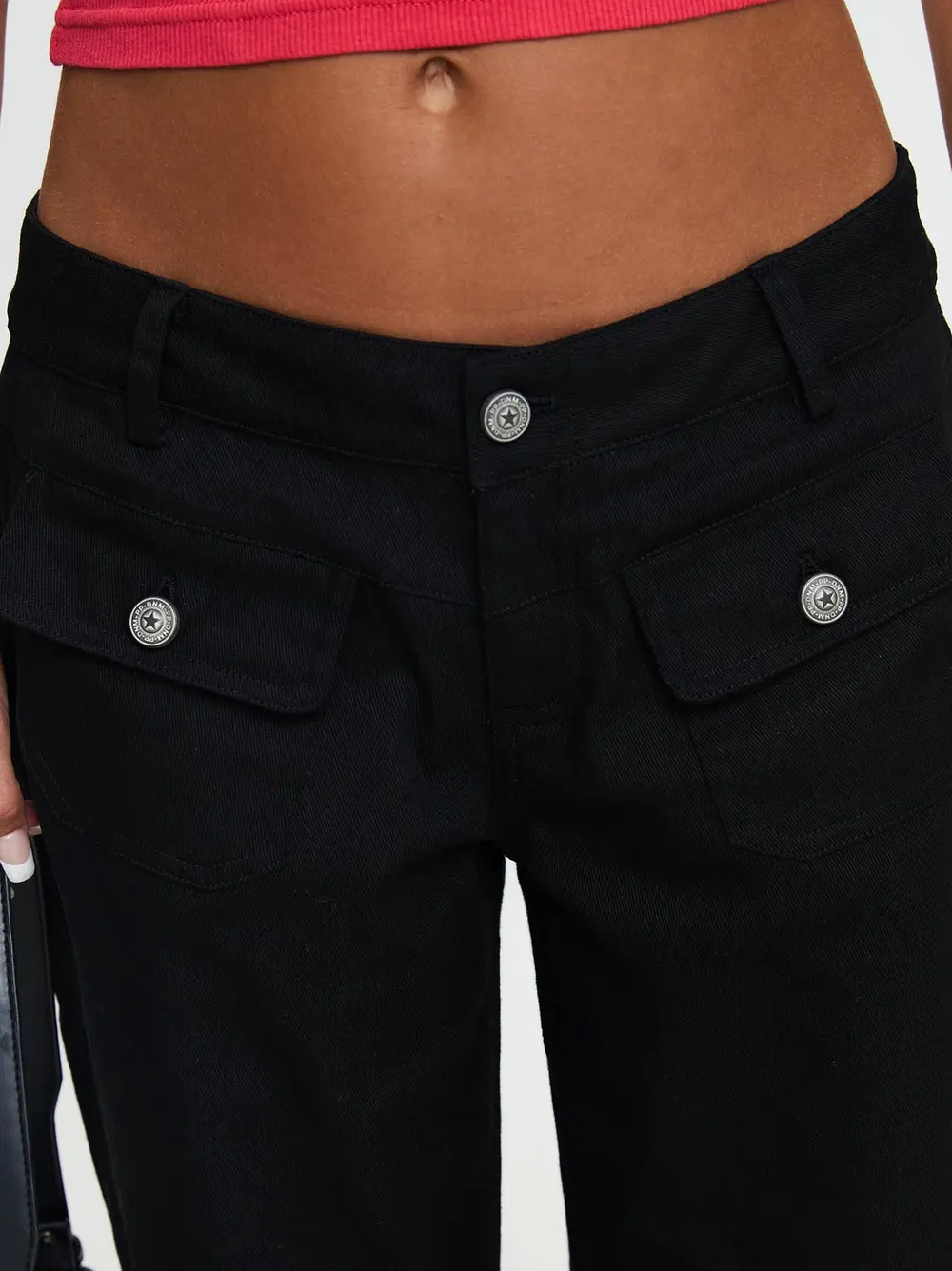 Benicale Low Rise Cargo Pants Black