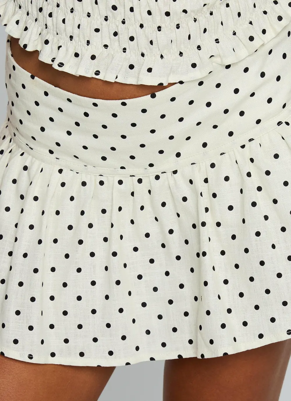 Tovie Frill Linen Blend Skort Cream Polka Dot