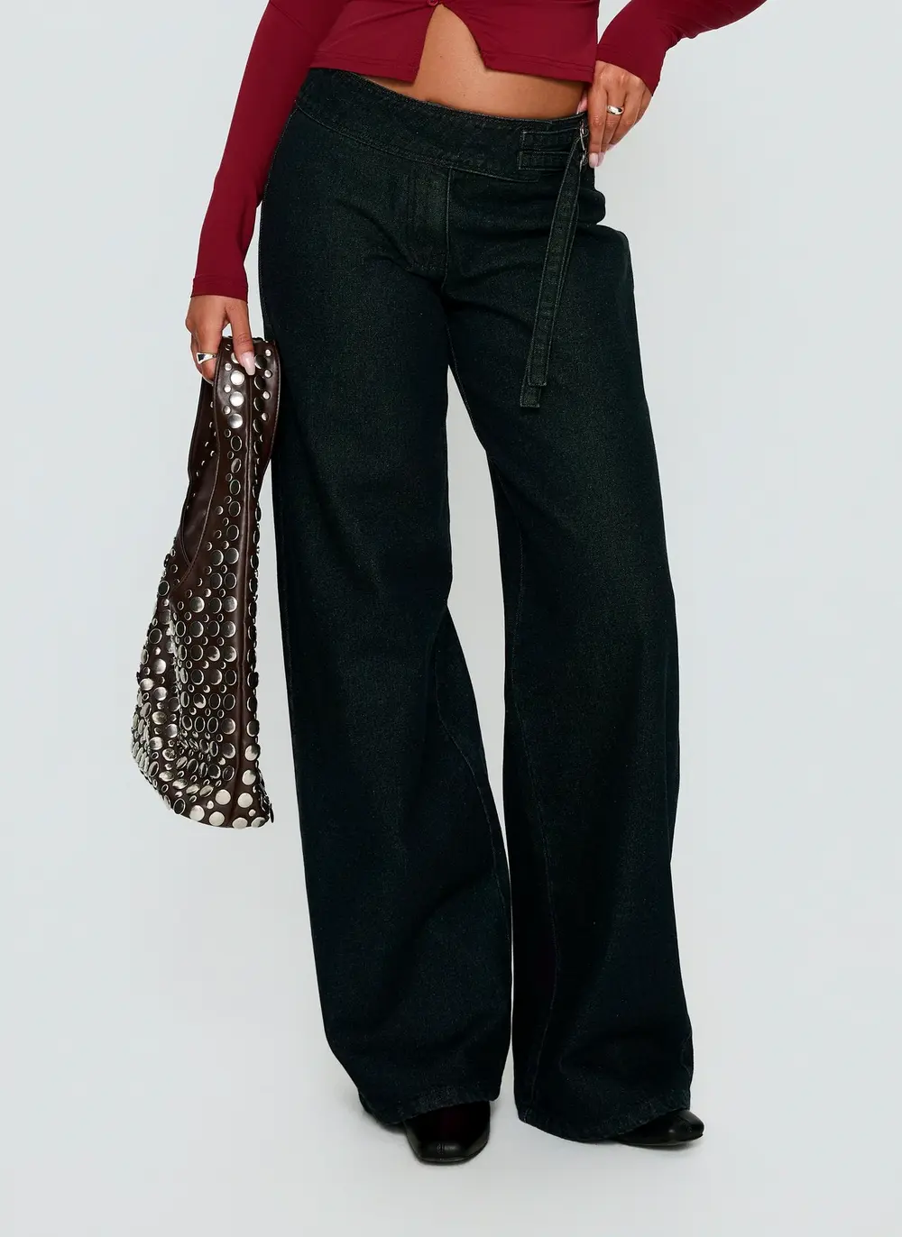 Boxie Mid Rise Wide Leg Jeans Washed Black