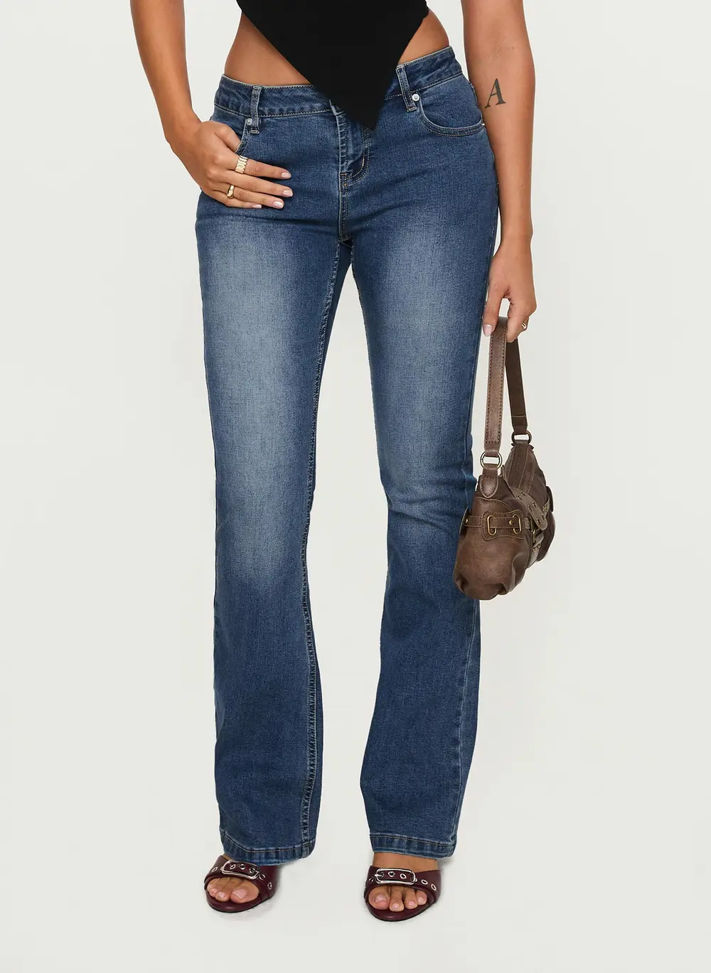 Bethany Low Rise Bootleg Jeans Mid Wash