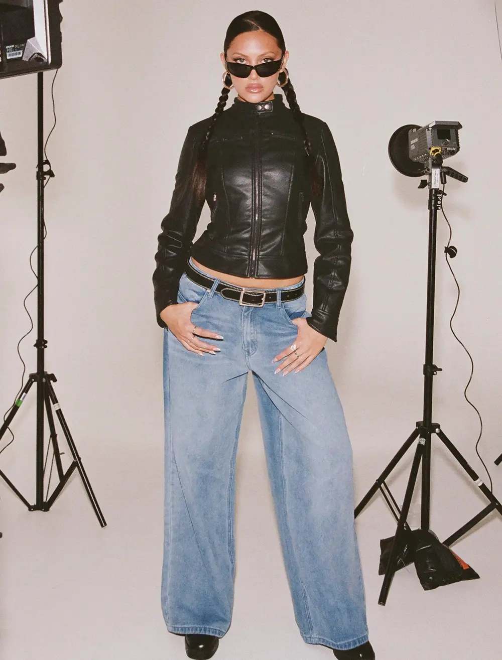 Naylor Mid Rise Wide Leg Jeans Light Blue Wash