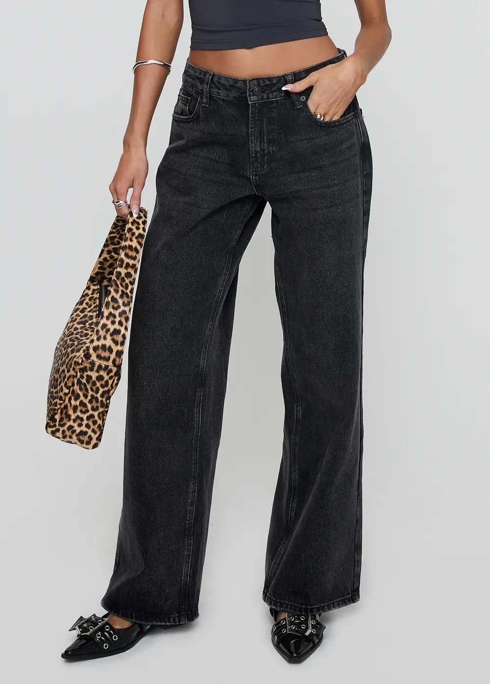 Serenitia Mid Rise Relaxed Jeans Washed Black