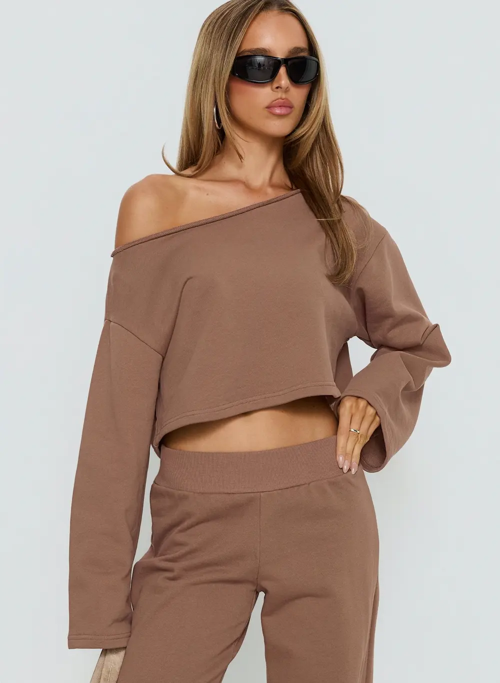 Retreat Raw Edge Off Shoulder Jumper Cocoa