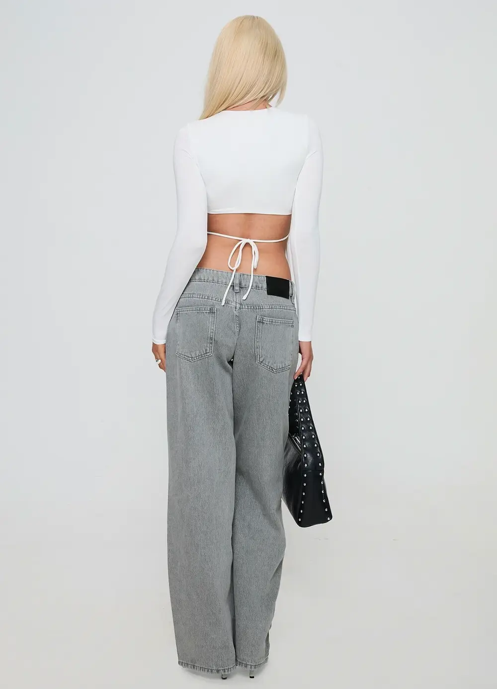 Ellanor Low Rise Straight Leg Jean Washed Grey