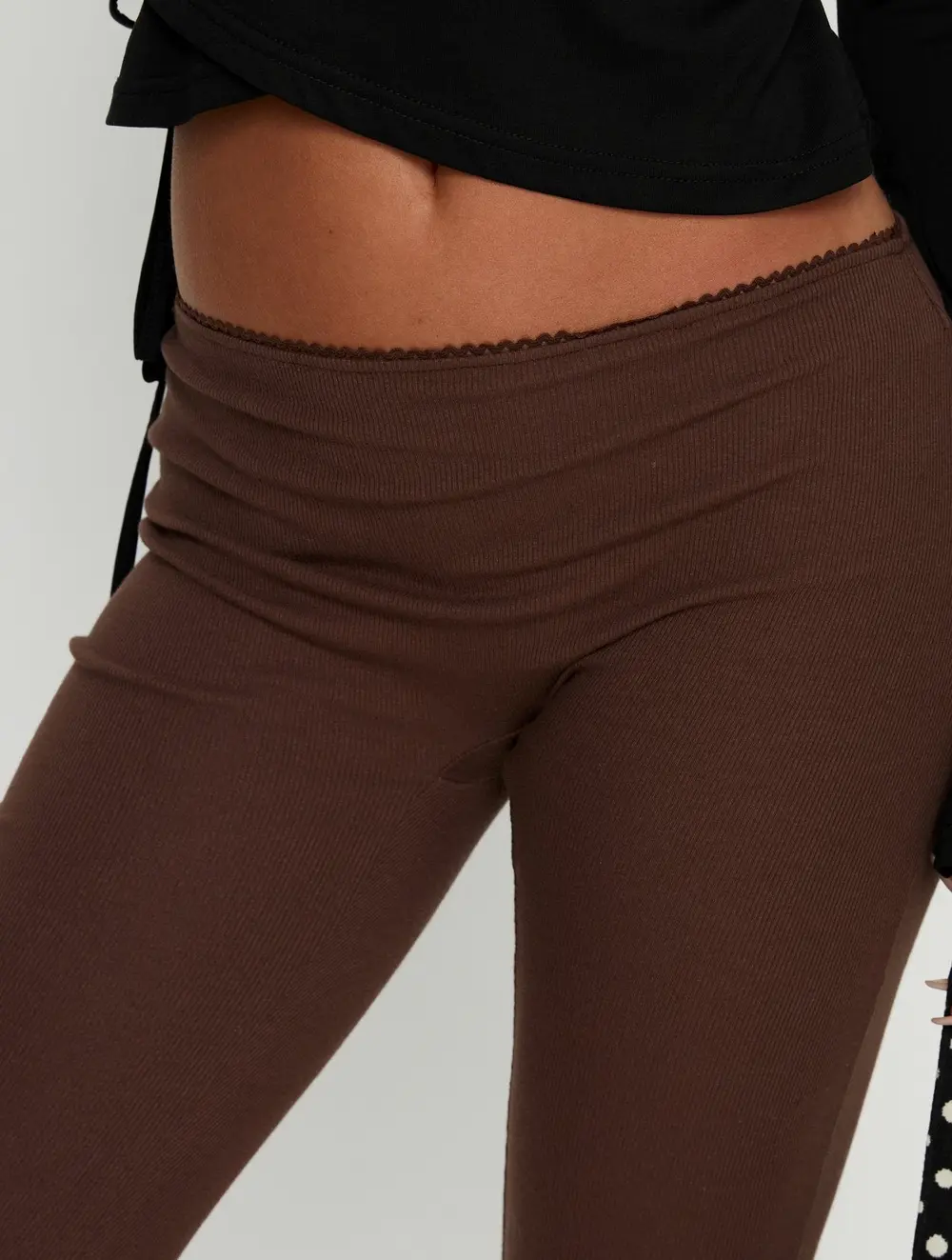 Baseline Rib Capri Pants Chocolate