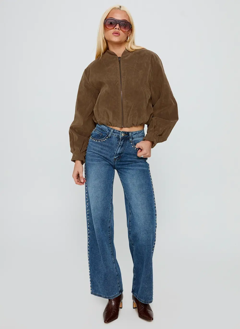 Saving Up Mid Rise Straight Leg Studded Jeans Mid Blue