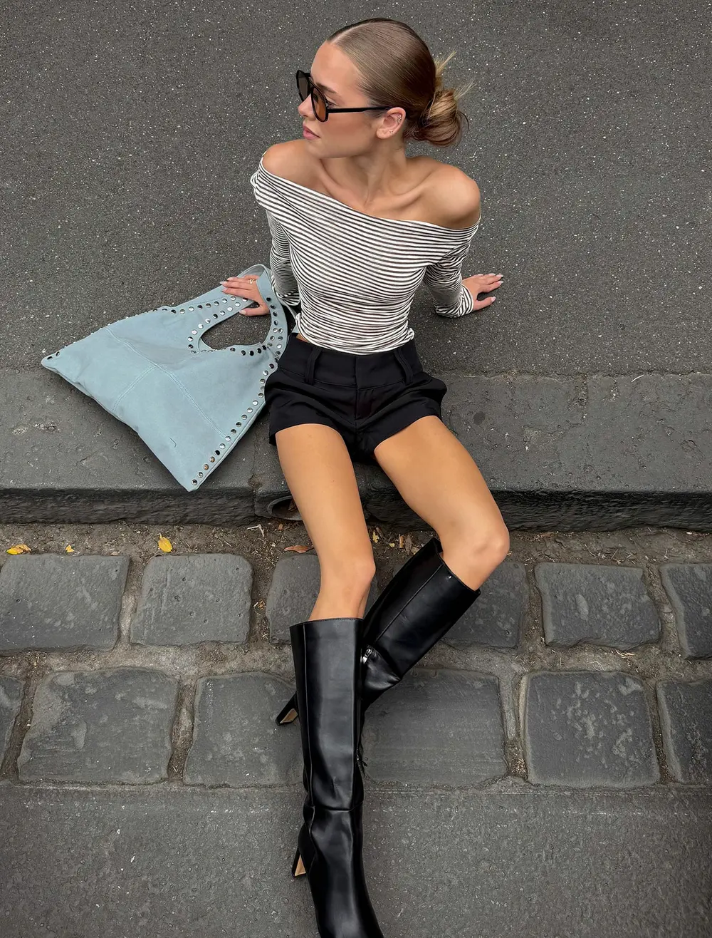 Two Lovers Low Rise Short Black