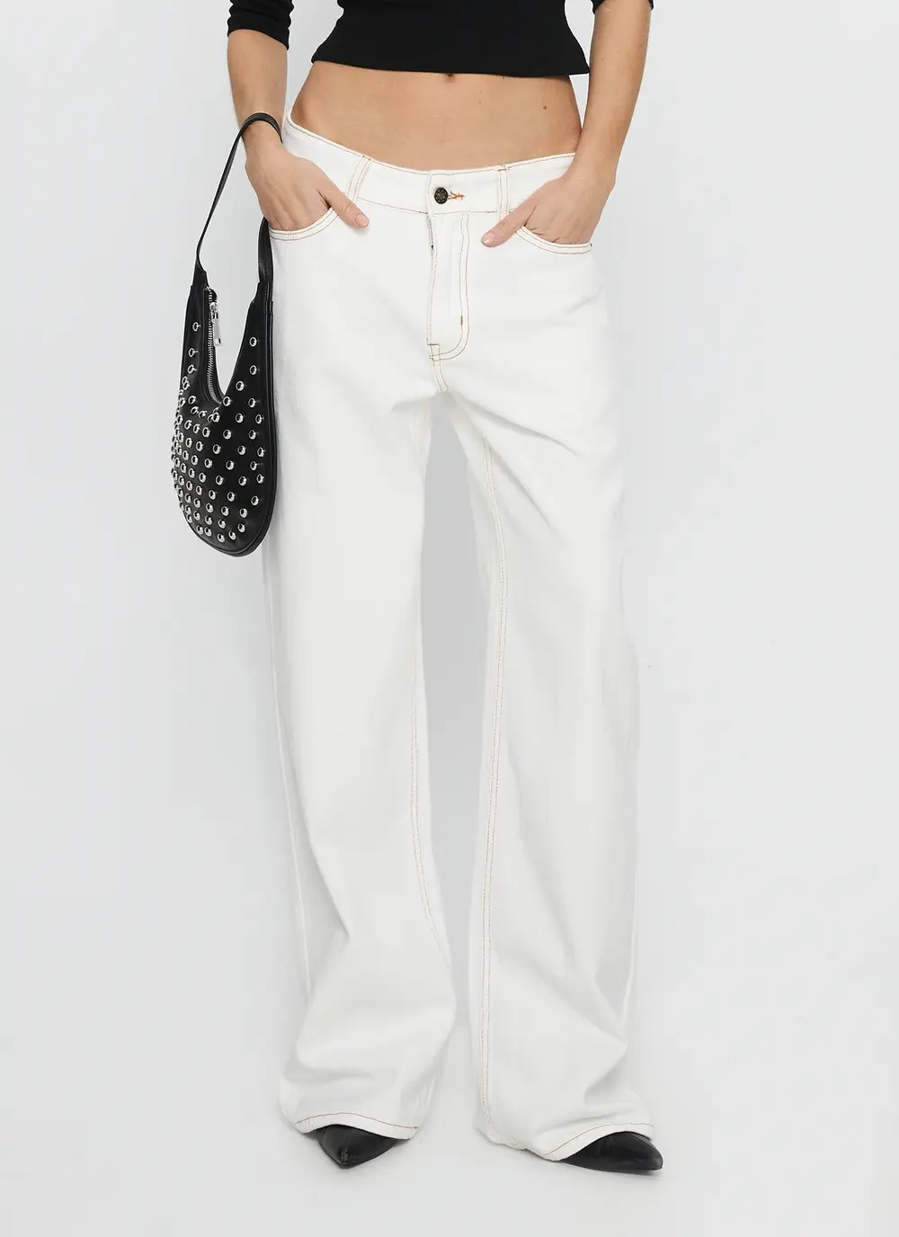 Top Model Low Rise Straight Leg Jeans Porcelain