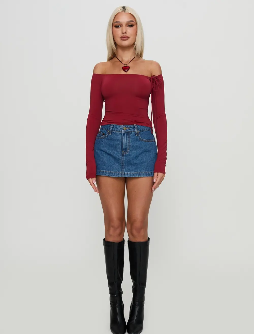 Nicolina Low Rise Denim Mini Skirt Light Wash Tall