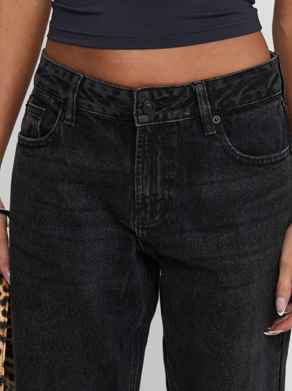 Serenitia Mid Rise Straight Leg Jeans Washed Black Petite