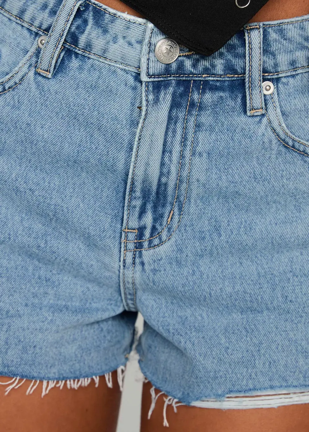 Top Tier Mid Rise Denim Shorts Light Wash