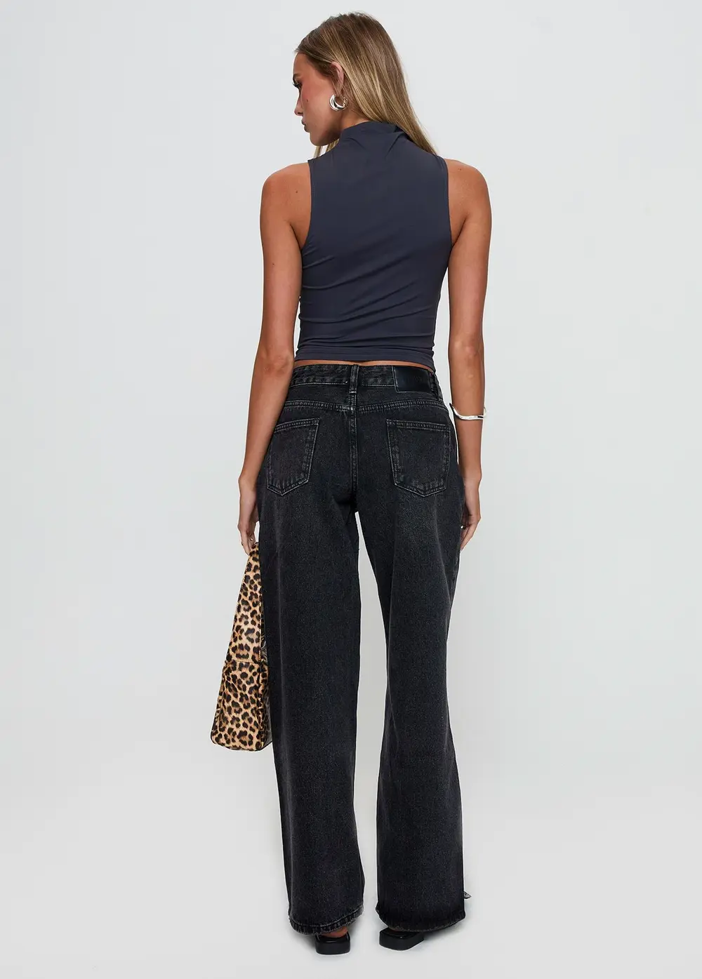 Serenitia Mid Rise Straight Leg Jeans Washed Black Petite