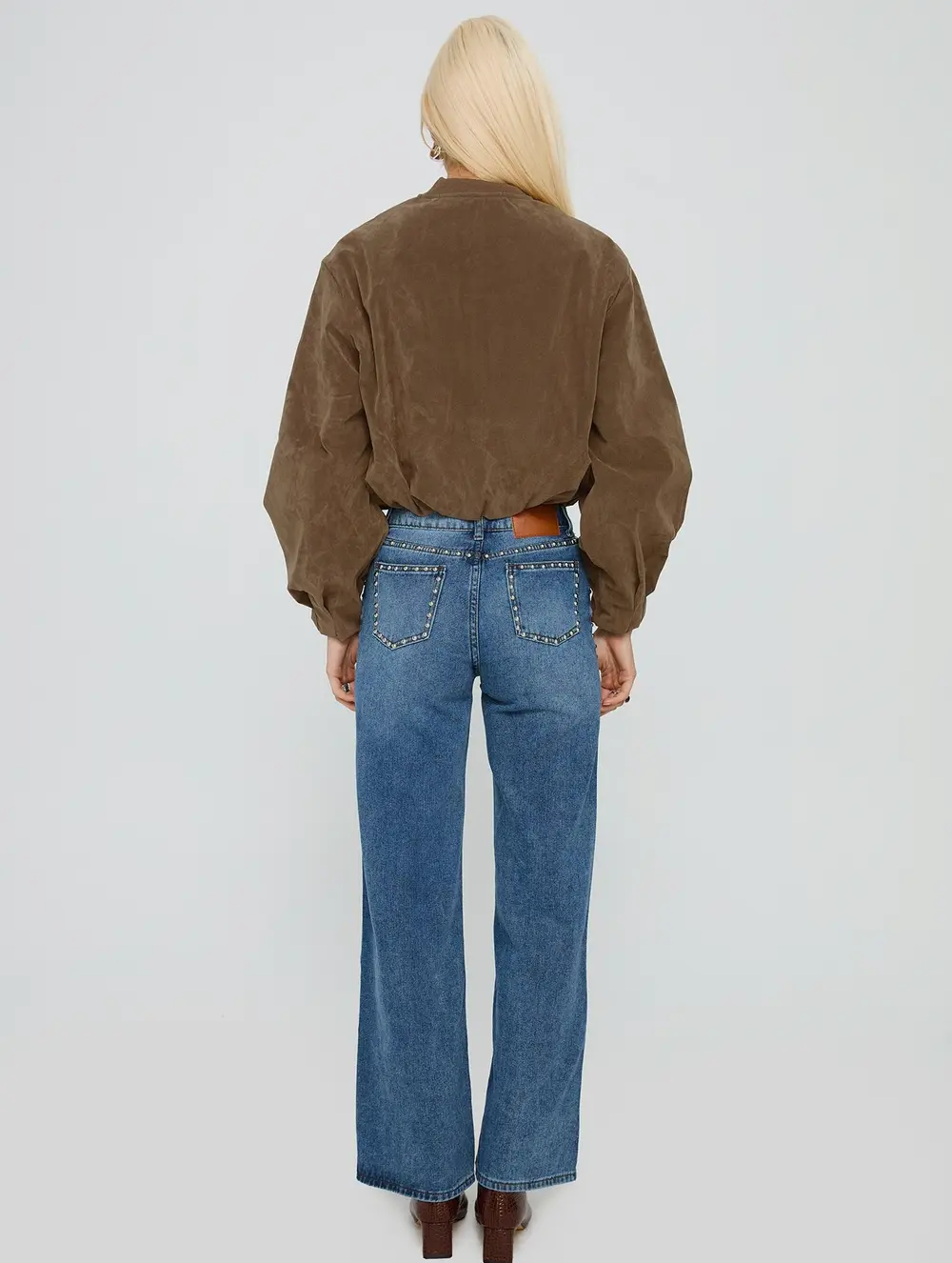 Saving Up Mid Rise Straight Leg Studded Jeans Mid Blue