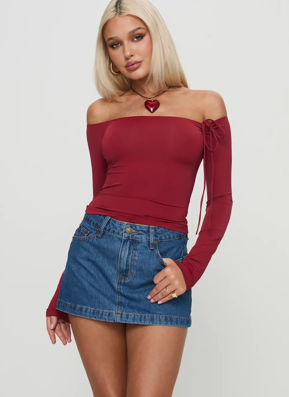 Nicolina Low Rise Denim Mini Skirt Light Wash Tall