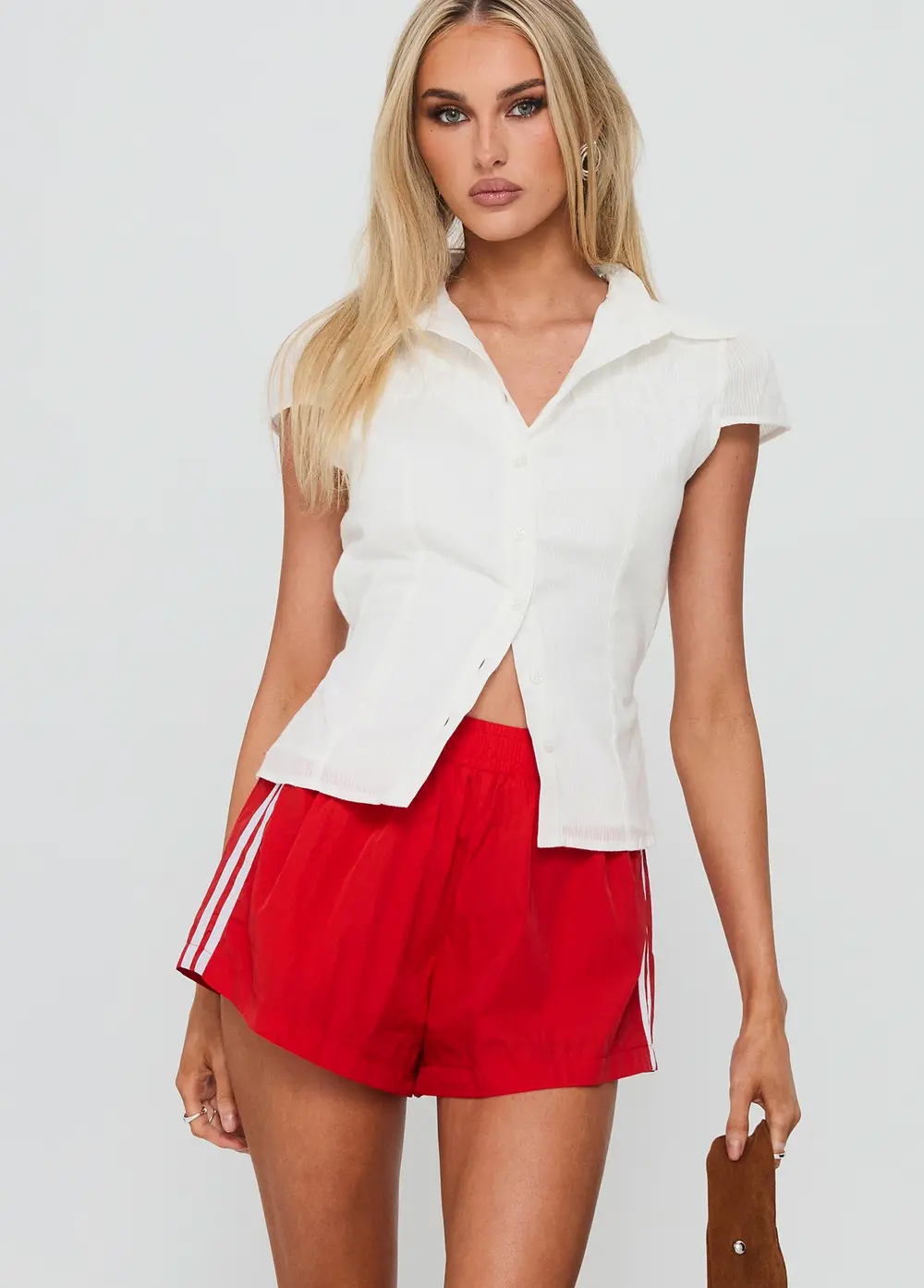 Borderline Track Short Red / White