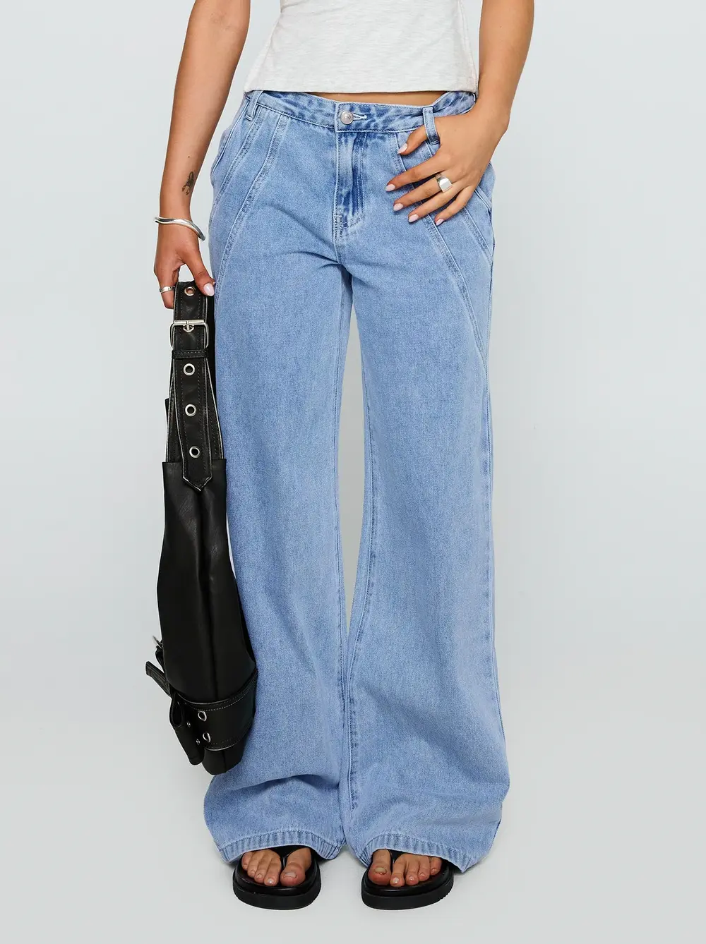 Reaper Mid Rise Baggy Jeans Light Blue Wash