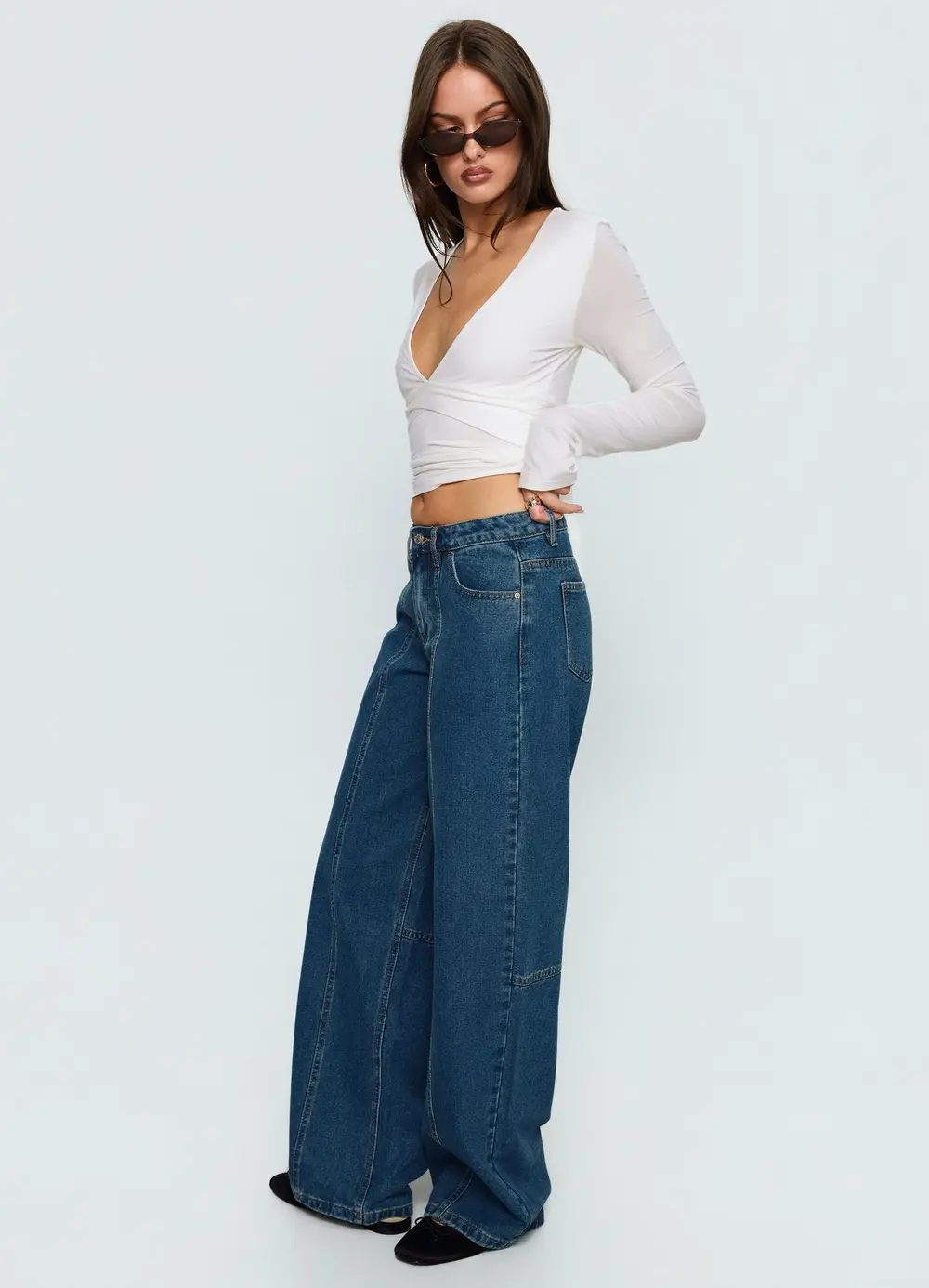 Lando Low Rise Straight Leg Jeans Mid Blue Wash