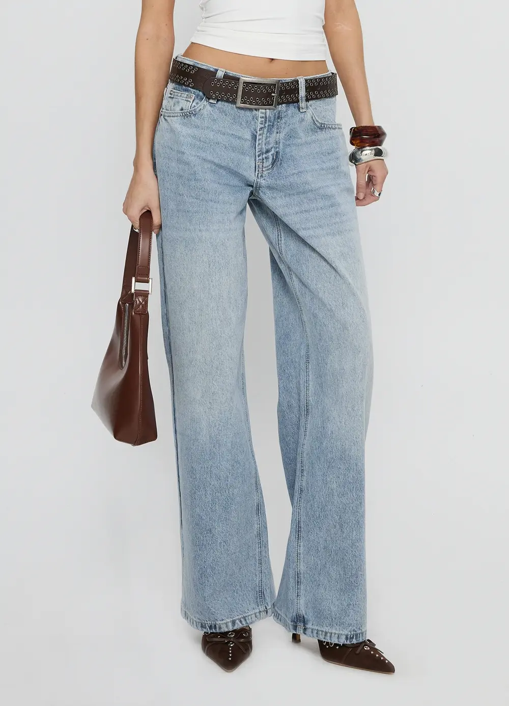 Serenitia Mid Rise Straight Leg Jeans Light Wash