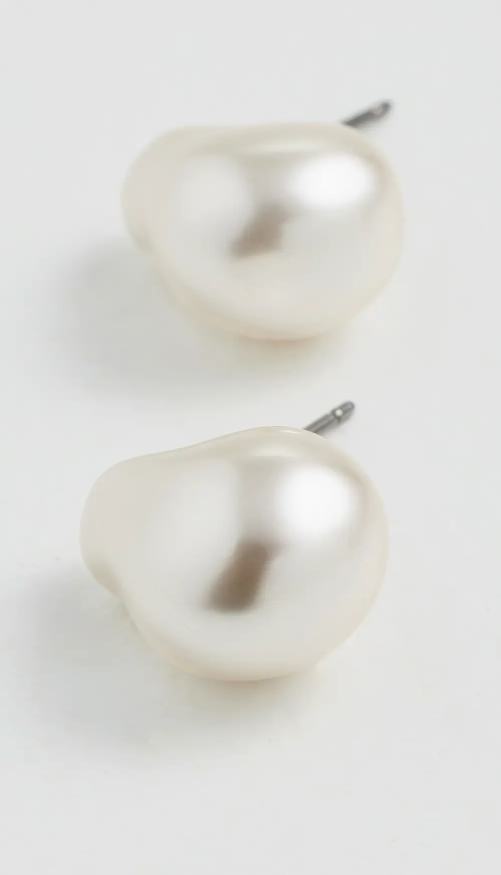 Lele Sadoughi Baroque Pearl Studs