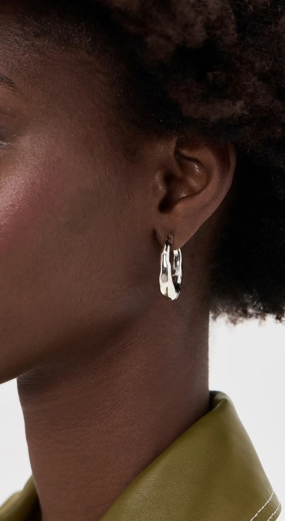 Madewell Hammered Puffy Huggie Hoop Earrings