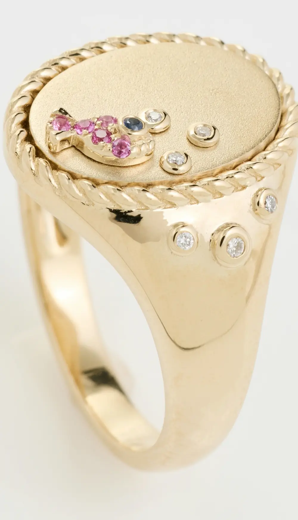 Yvonne Leon Chevaliere Oval Ring