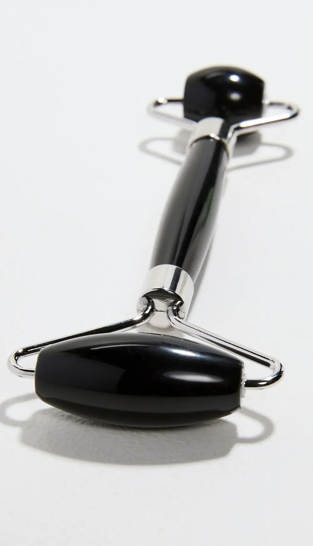 Alder New York Black Obsidian Facial Roller