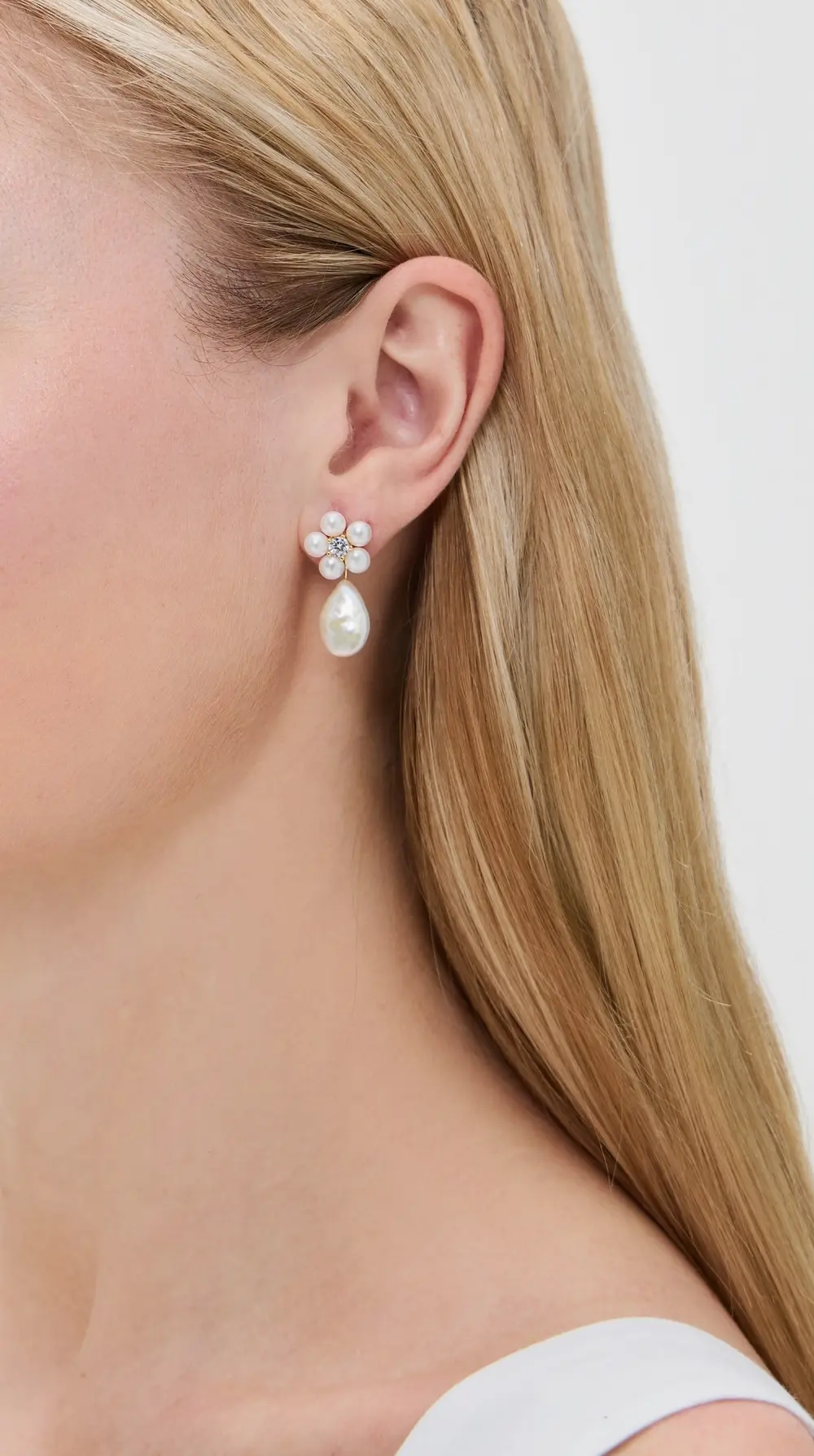SHASHI Daisy Pearl Drop Earrings