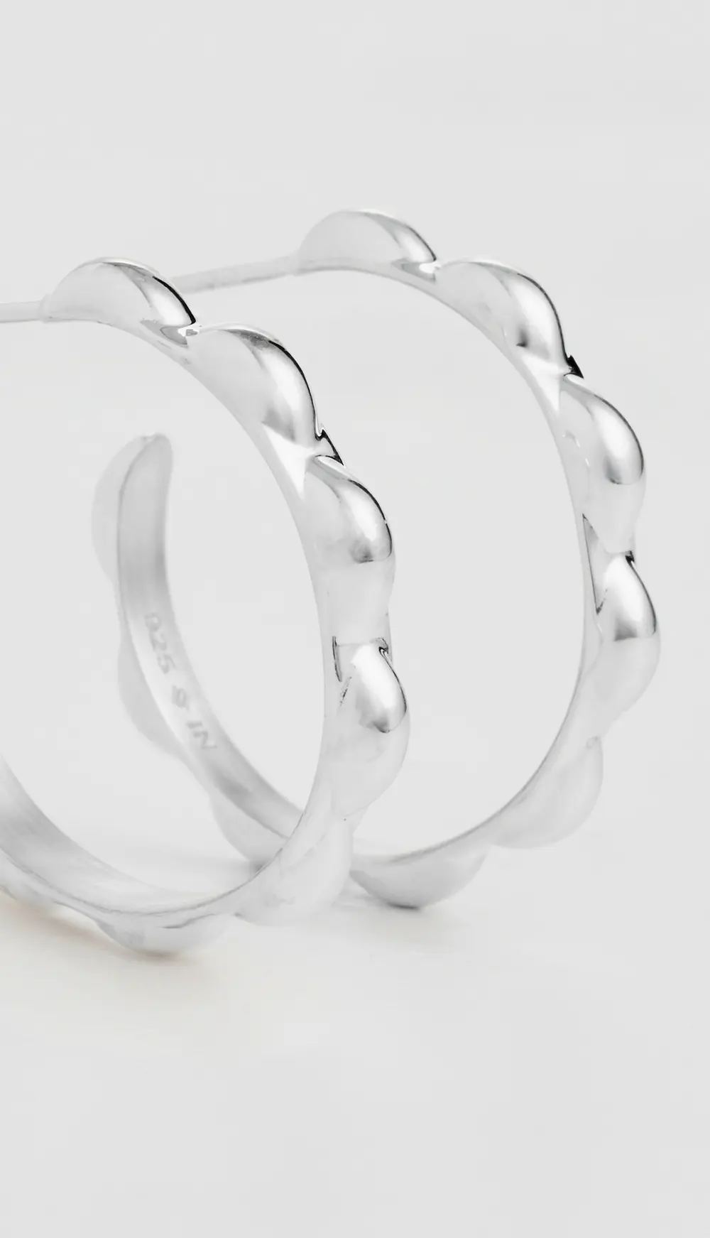 Sophie Blake Selena Scalloped Hoops