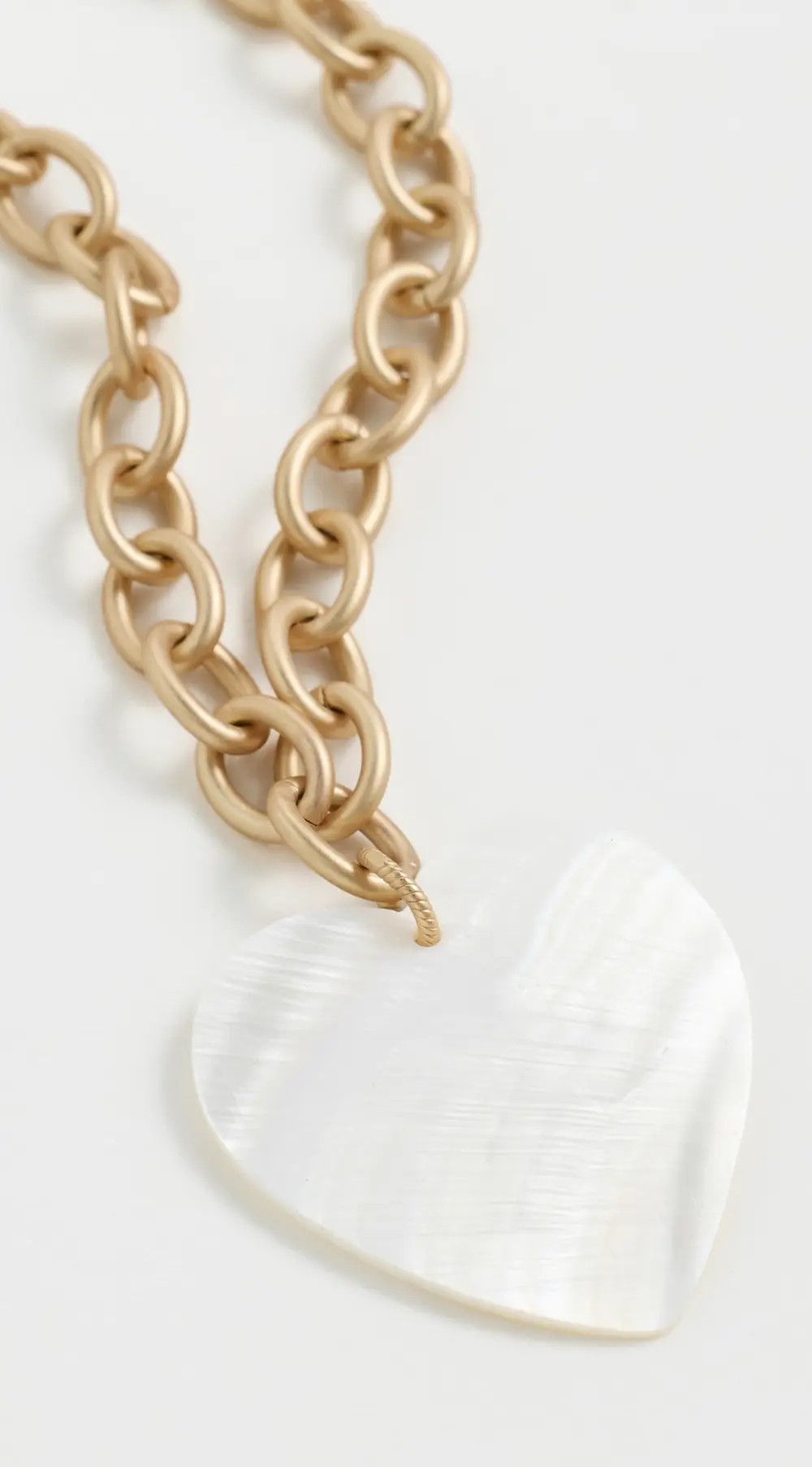 Logan Tay Jumbo Mother of Pearl Necklace