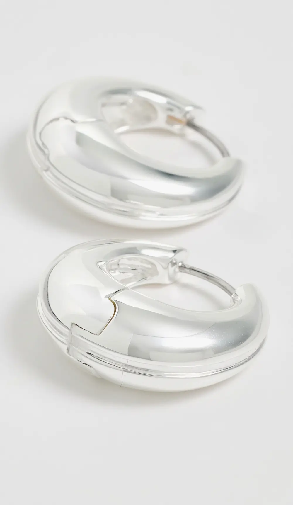 Tory Burch Small Pierced Hoop Earrings