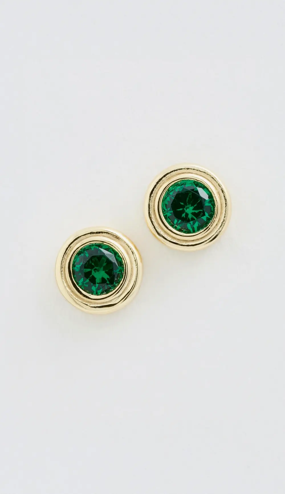 SHASHI Reagan Round Emerald Studs
