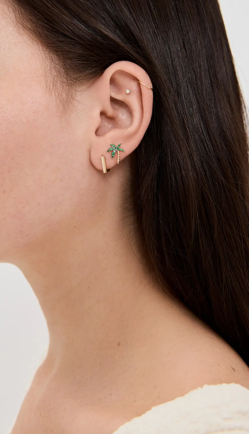 Yvonne Leon 18k Puce Palmier Tsavorite Earring