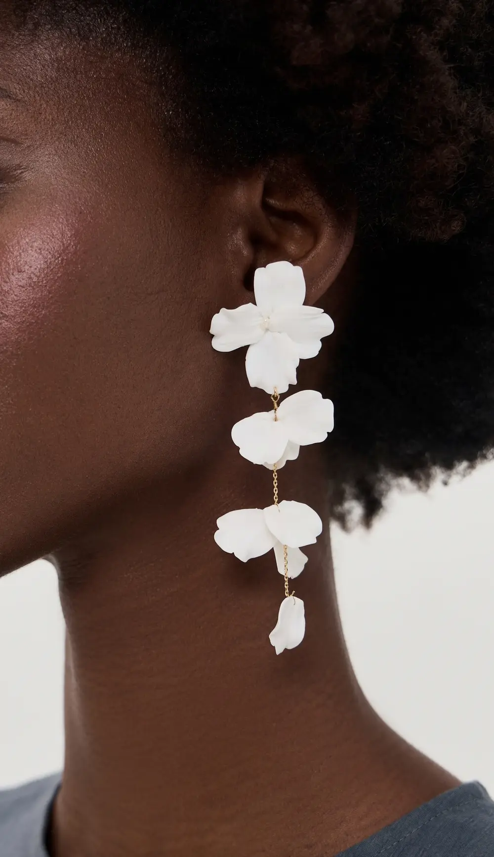 SHASHI Gardenia Earrings