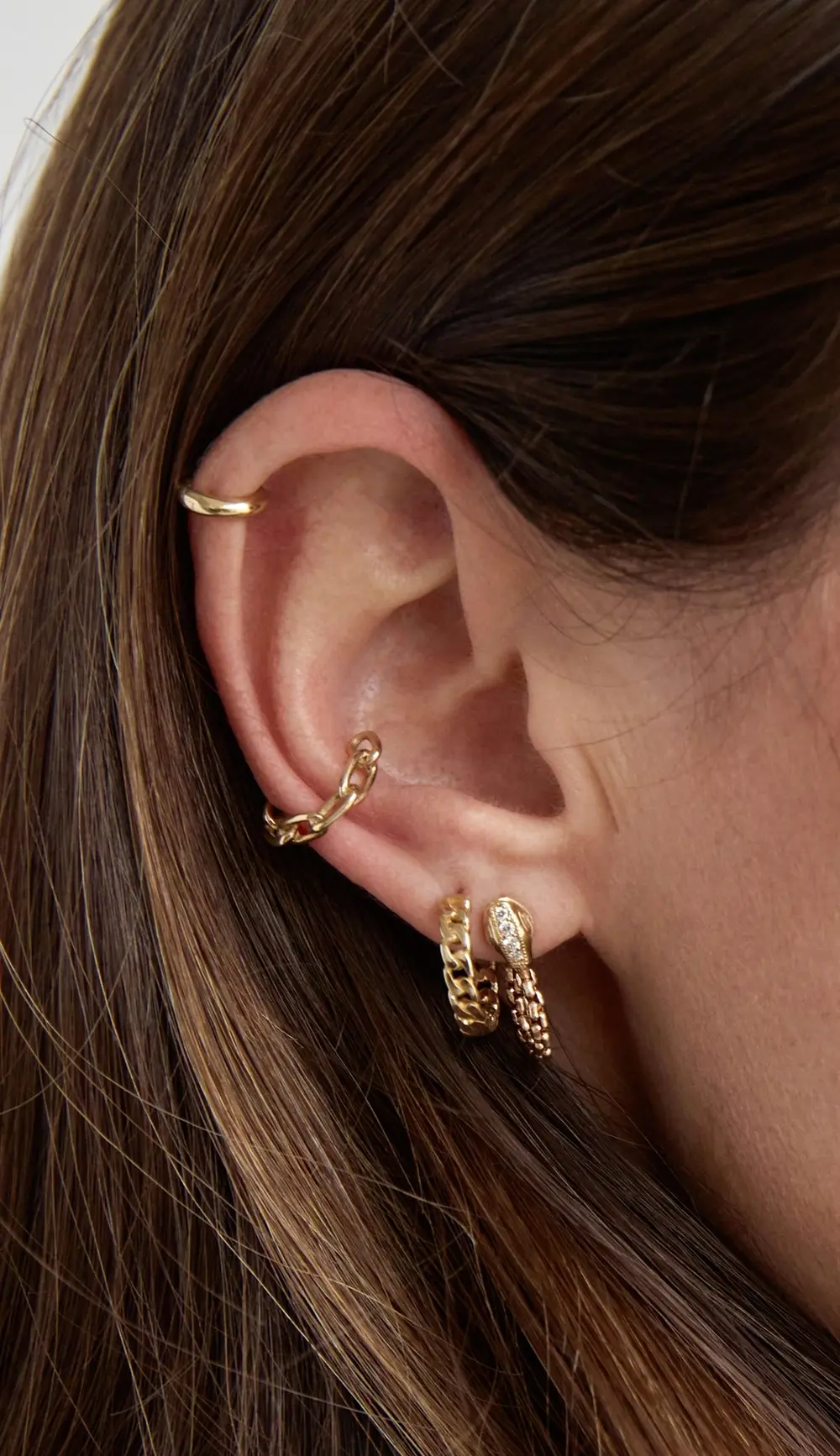 Zoe Chicco 14k Curb Chain Hinged Huggie Hoops