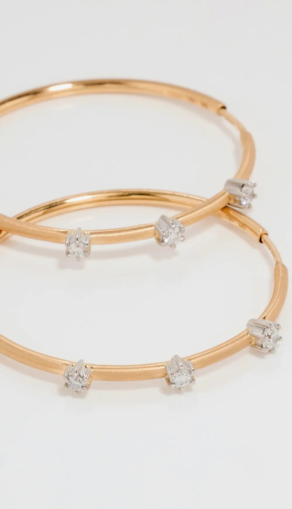 Jade Trau Two Tone Small Penelope Plié Hoops