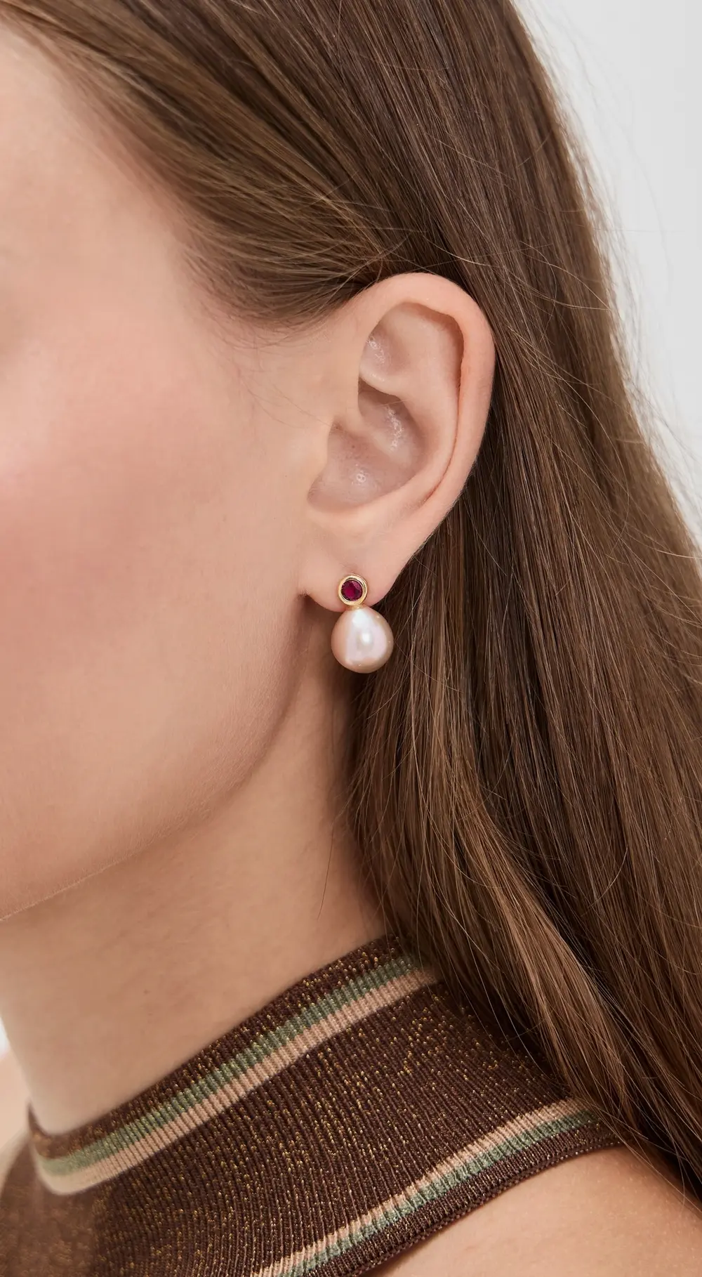 SHASHI Aisha Stud Earrings