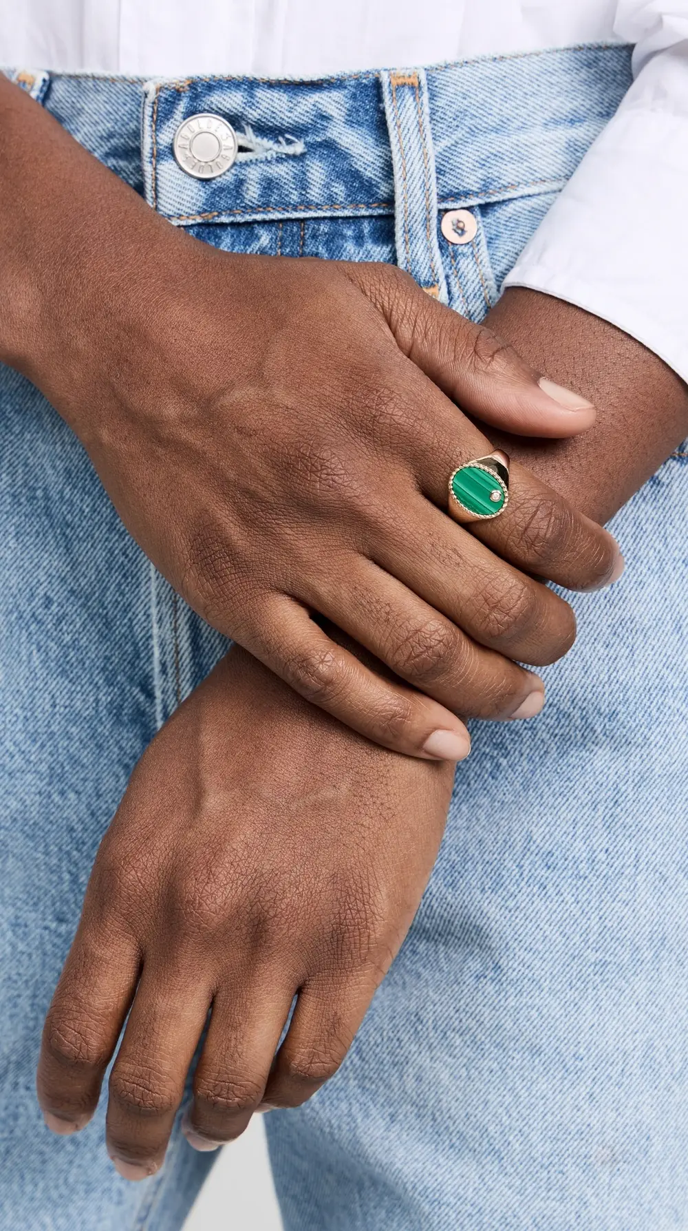 Yvonne Leon Chevaliere Ovale Malachite Ring