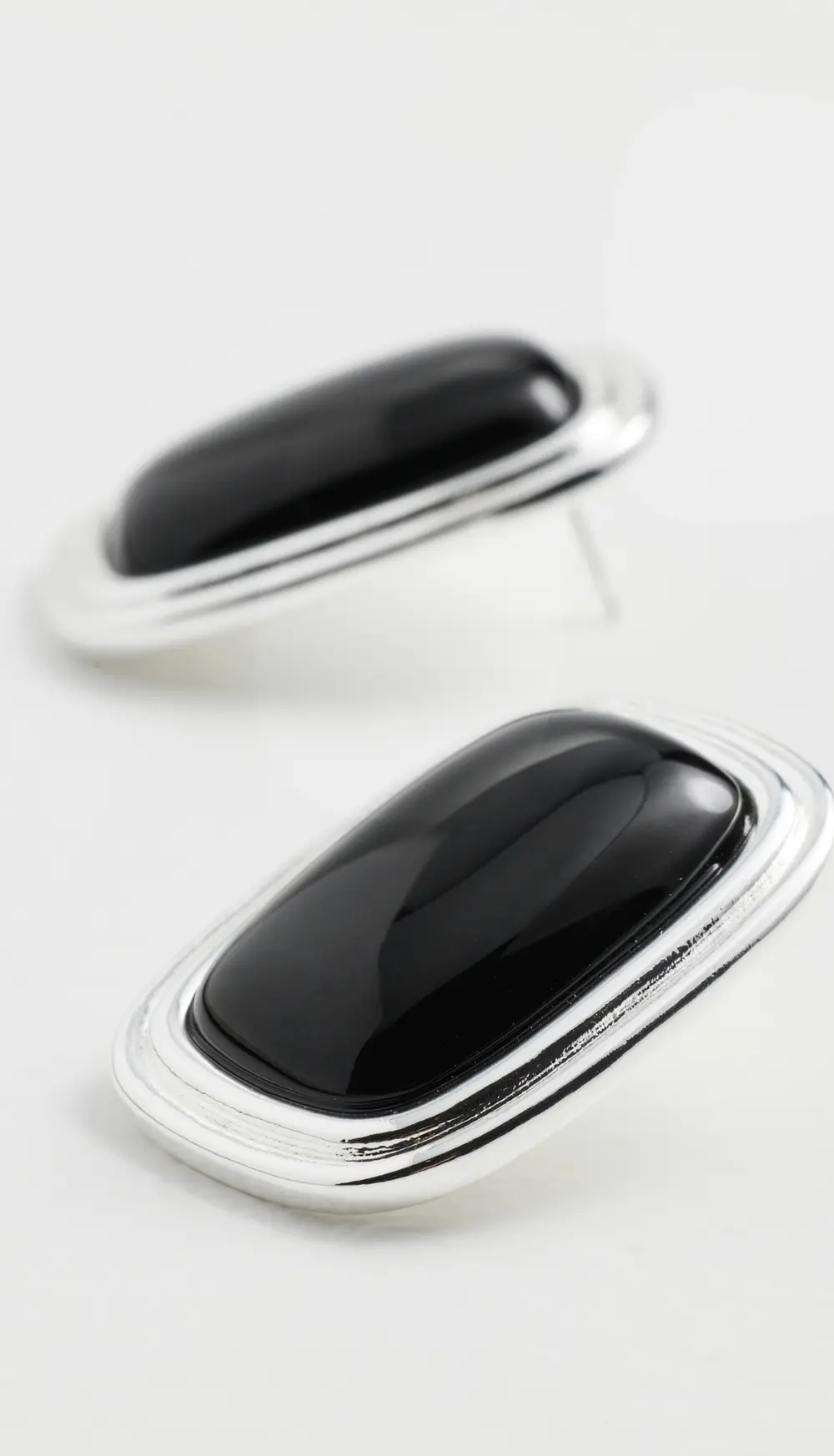 Heaven Mayhem Ribbon Earrings