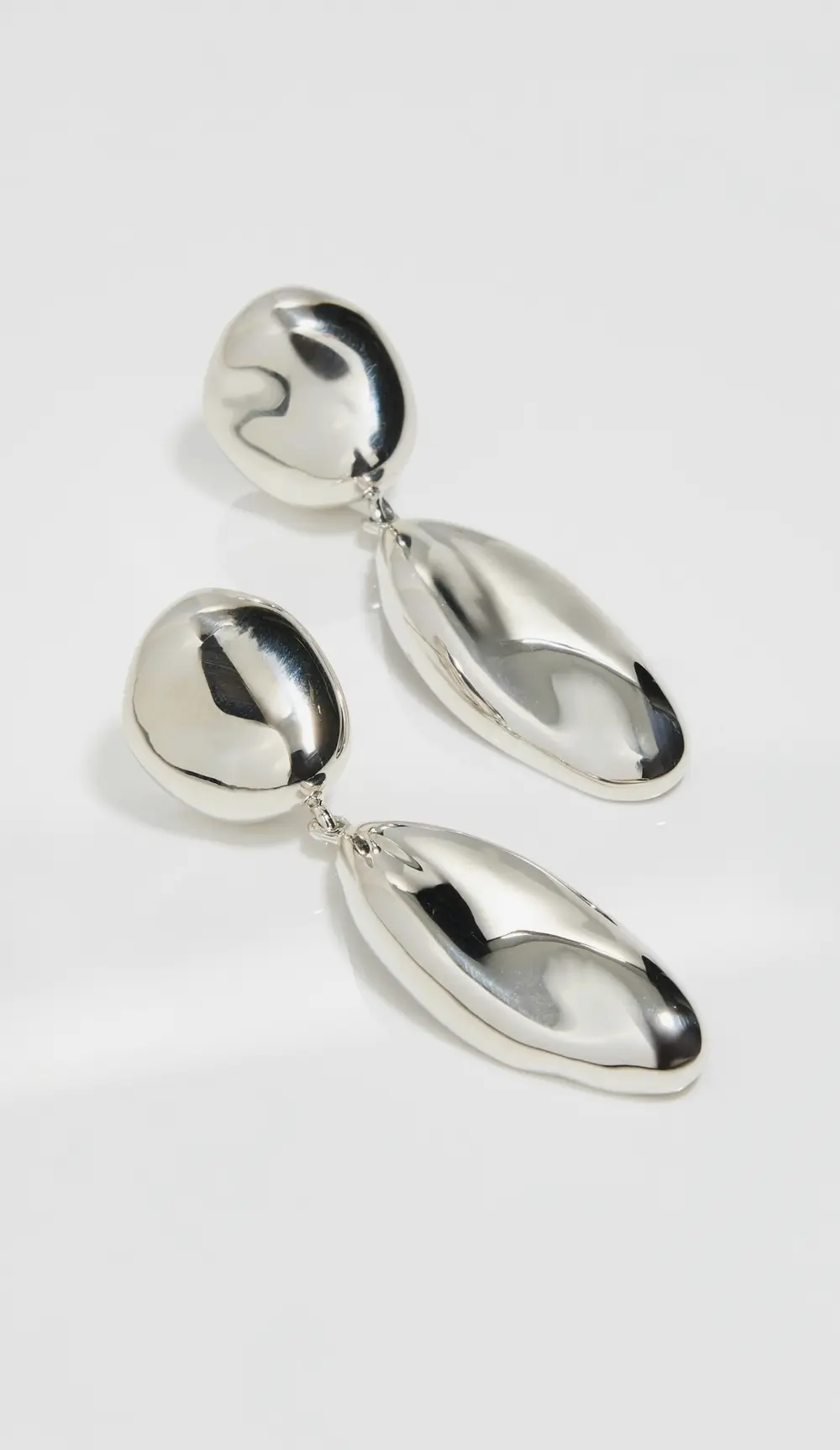 AGMES Short Patrice Earrings