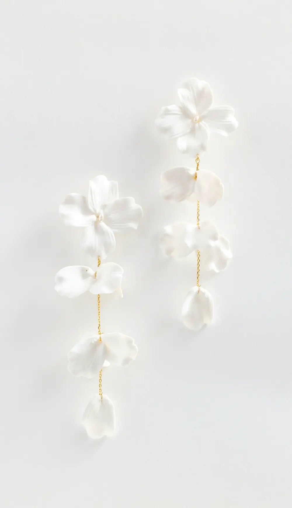 SHASHI Gardenia Earrings