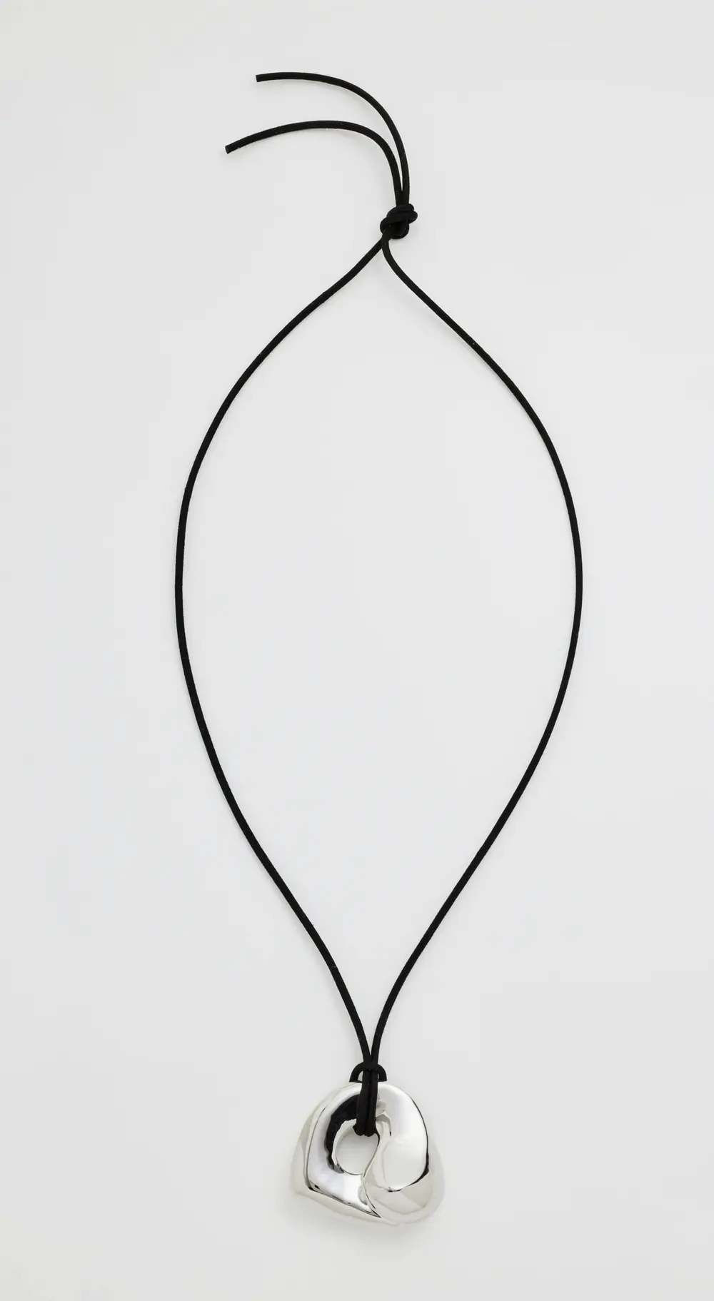 AGMES Gertrude Pendant Necklace