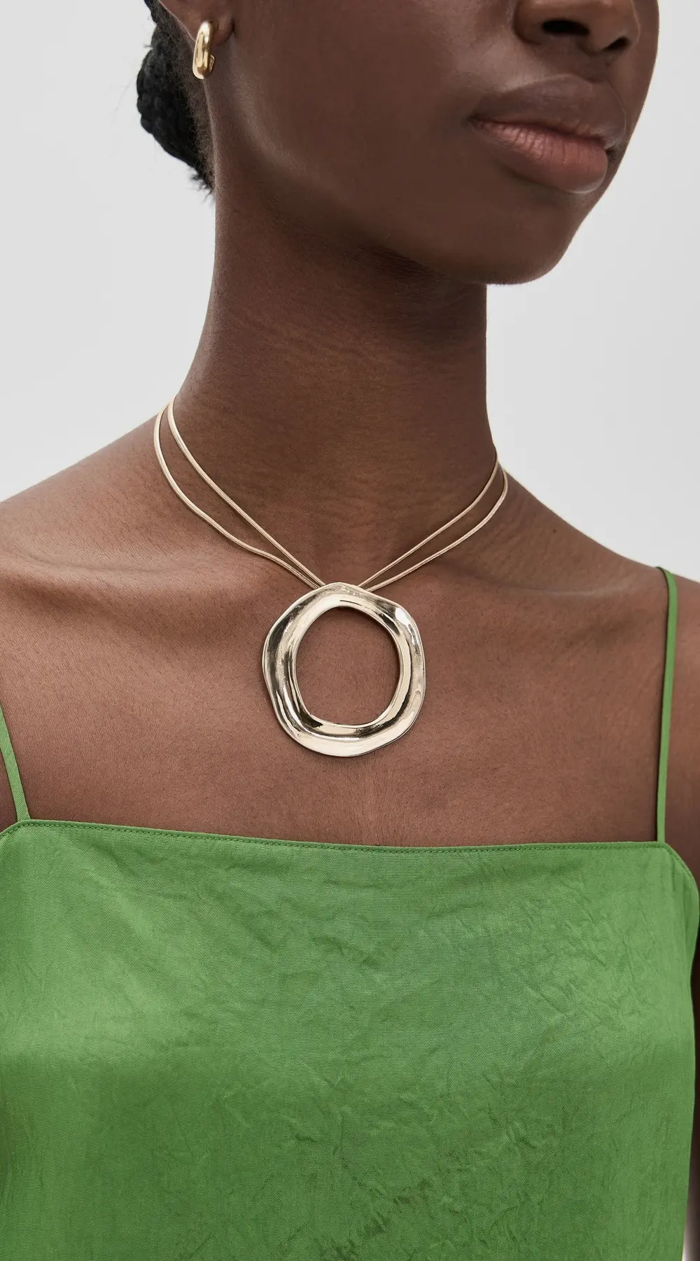 Ettika Round Pendant Necklace