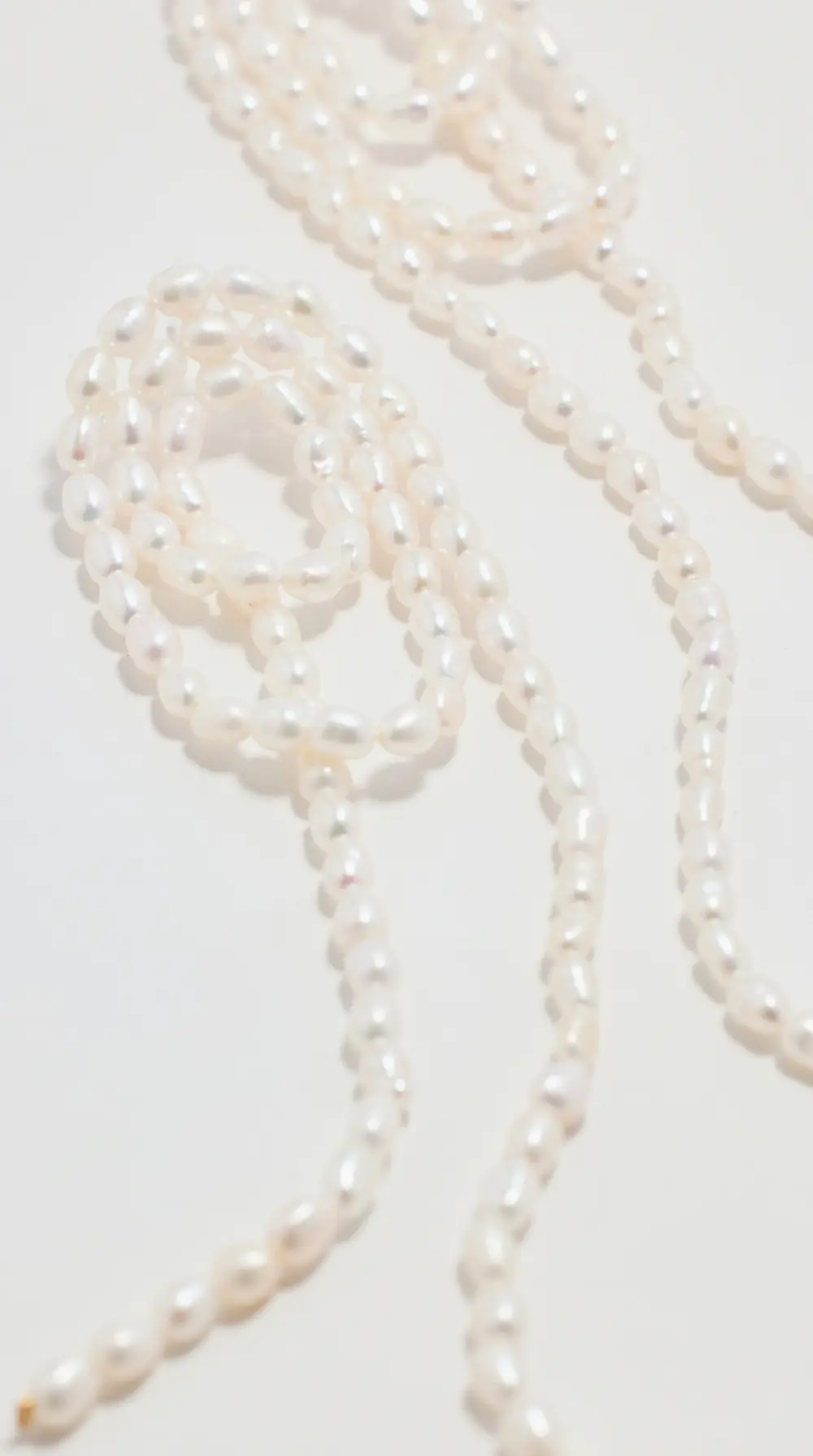 SHASHI Vroom Pearl Earrings