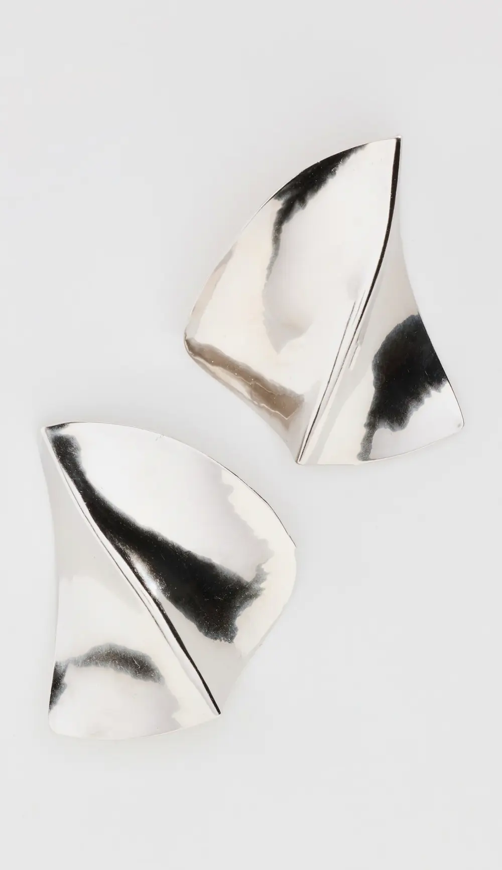 SHASHI Andreia Earrings