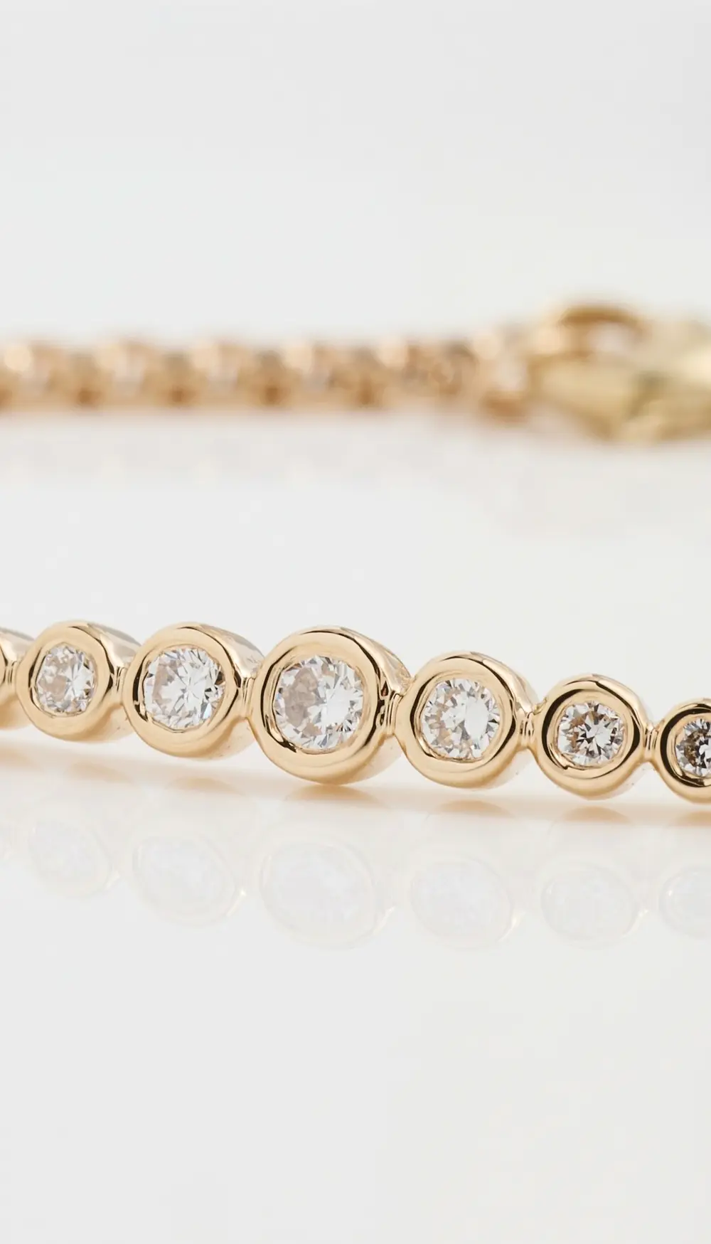 Zoe Chicco 14k Gold Graduated Bezel Diamond Bracelet