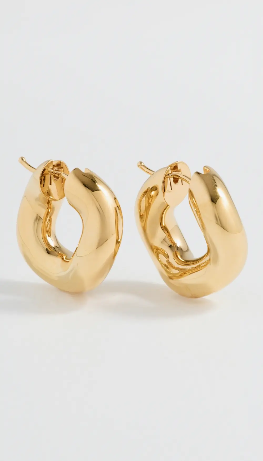 Charlotte Chesnais Wave Blow Hoops