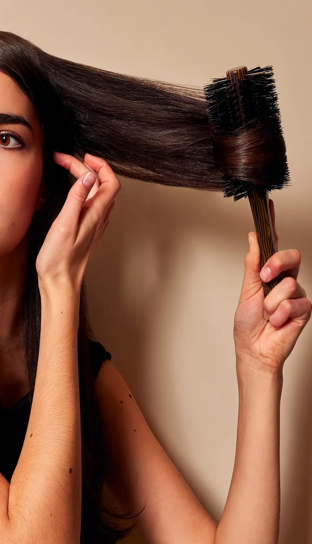 Oribe Large Round Brush