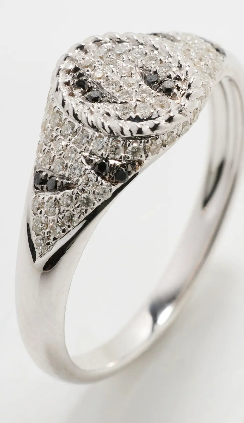 Yvonne Leon Baby Chevaliere Ovale Zebre Ring