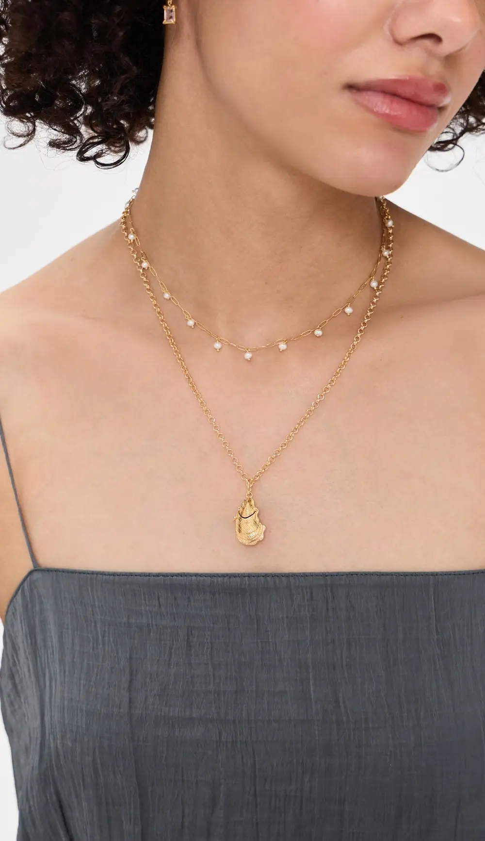 HART Oyster Vesta Case Necklace